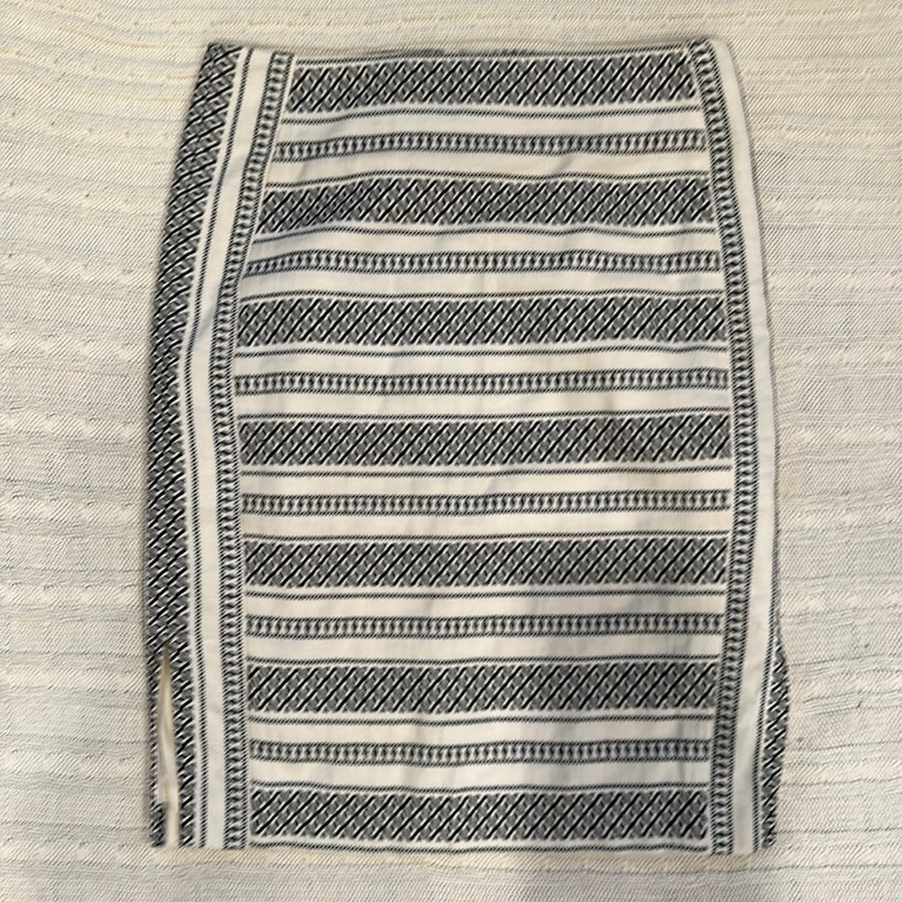 LOFT Black and Ivory Cotton Pencil Skirt